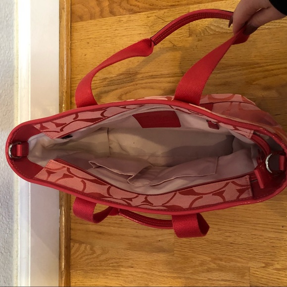 Rare Vintage Limited Edition Pink Coach Bag - Picture 3 of 4